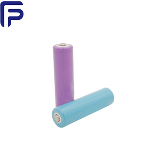 G&uuml;venlik Ekipmanları i&ccedil;in 2500mAh 18650 Lityum İyon Şarj Edilebilir Pil 3.7V